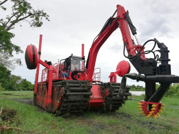 Амфибийный многофункциональный Dredger